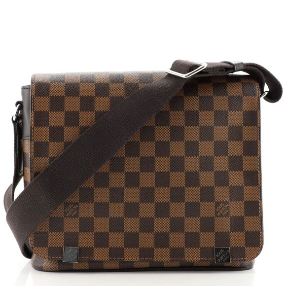 LOUIS VUITTON District PM Damier Ebene Canvas Messenger Bag Brown